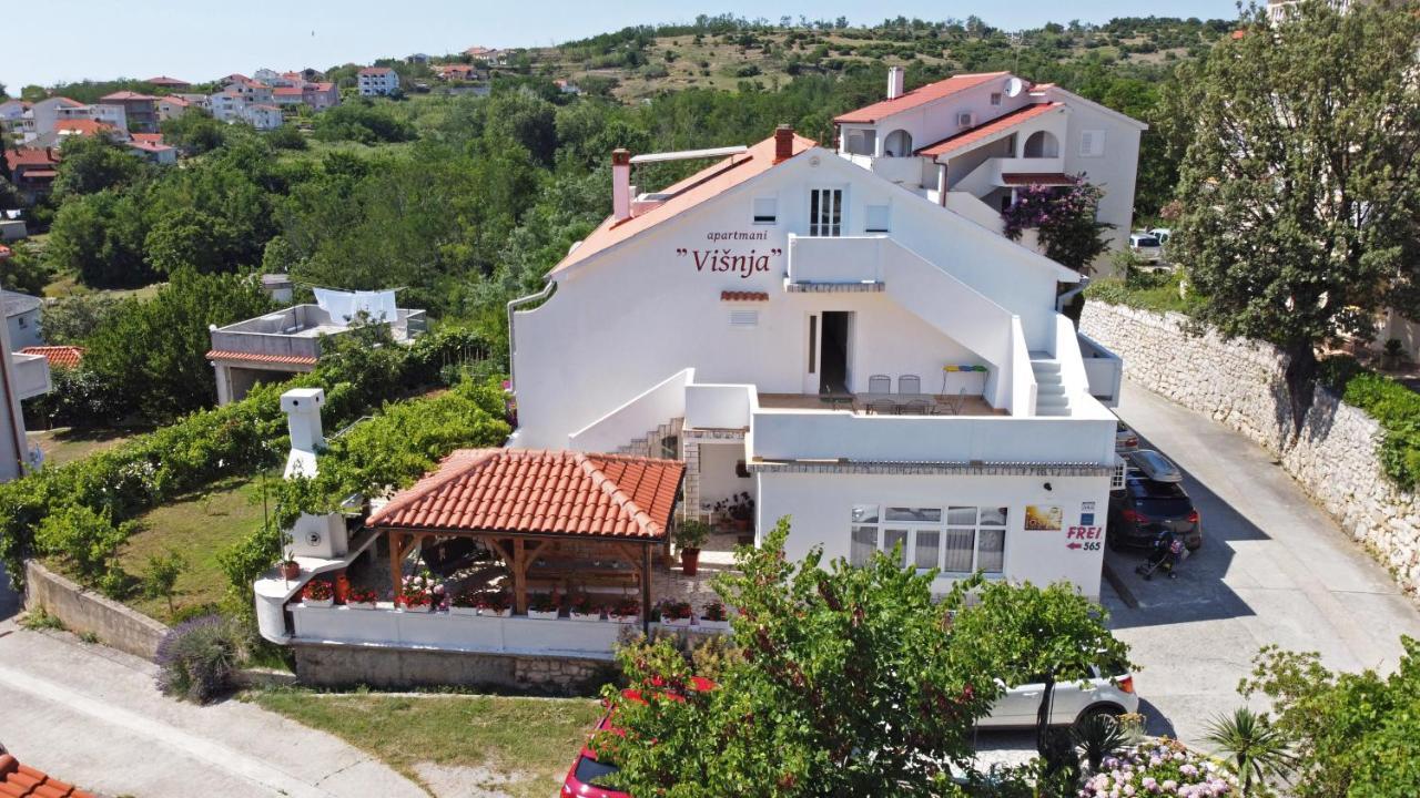 Visnja *