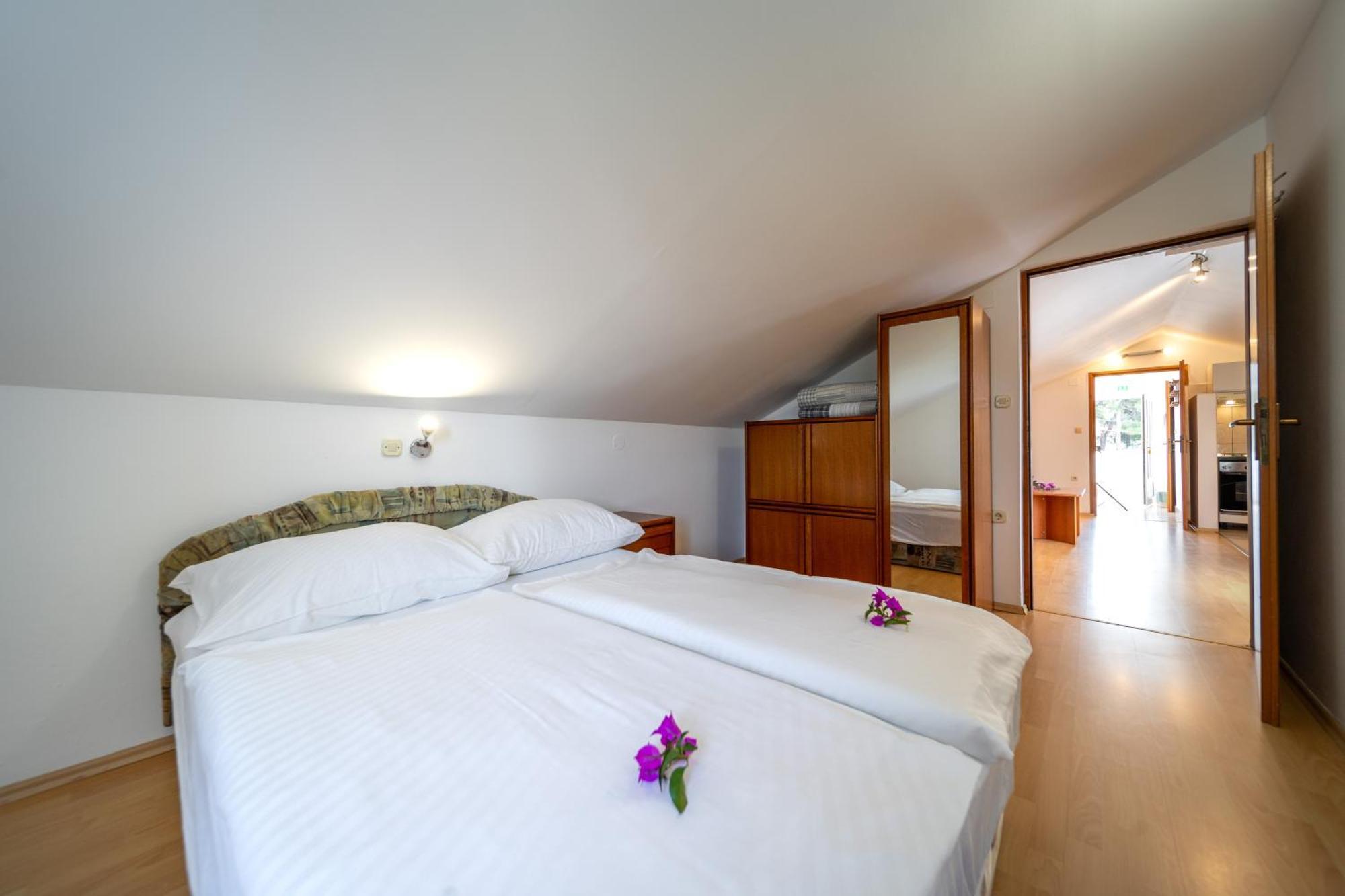 Visnja Apartment *