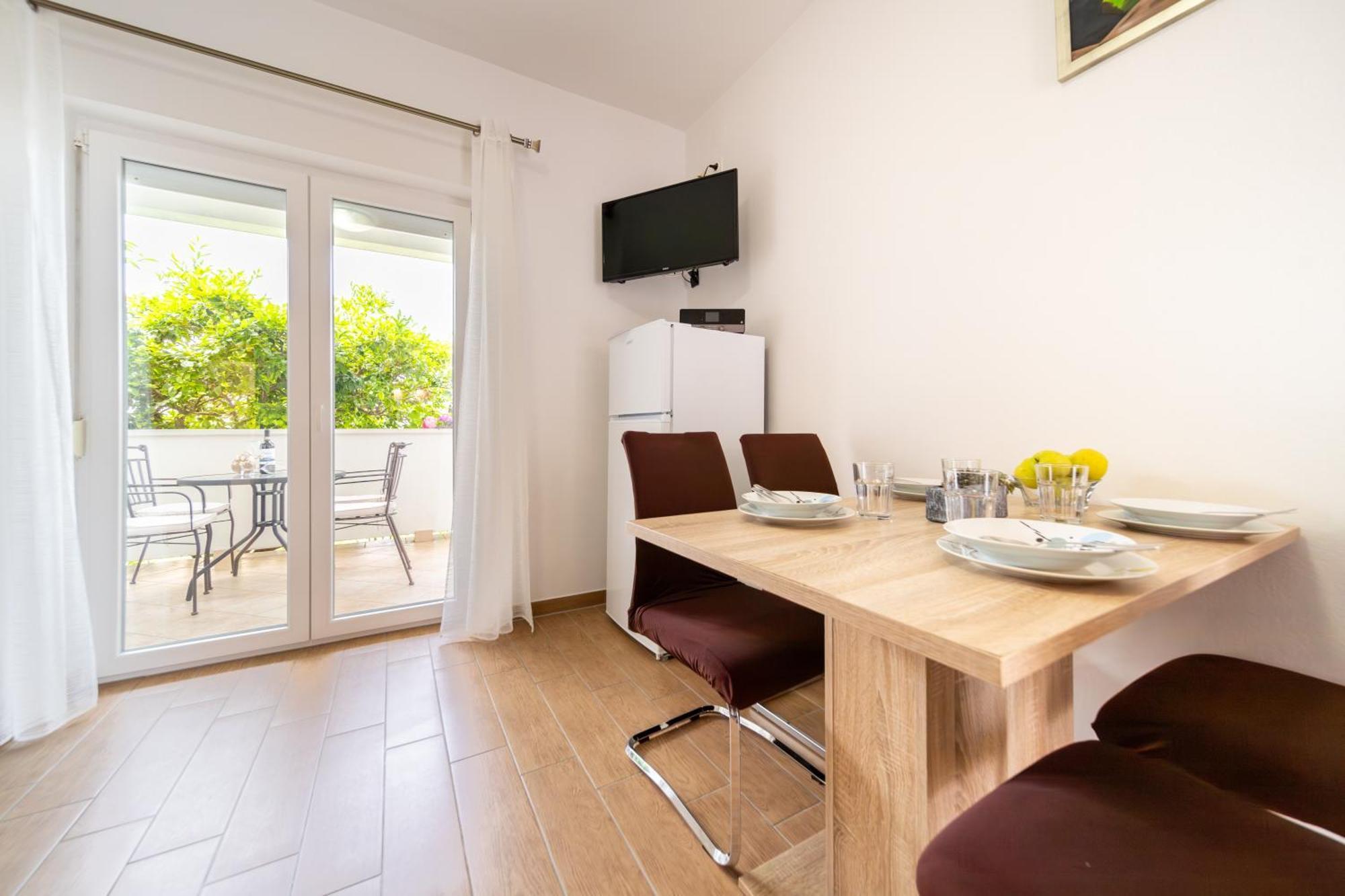 Visnja Apartment *