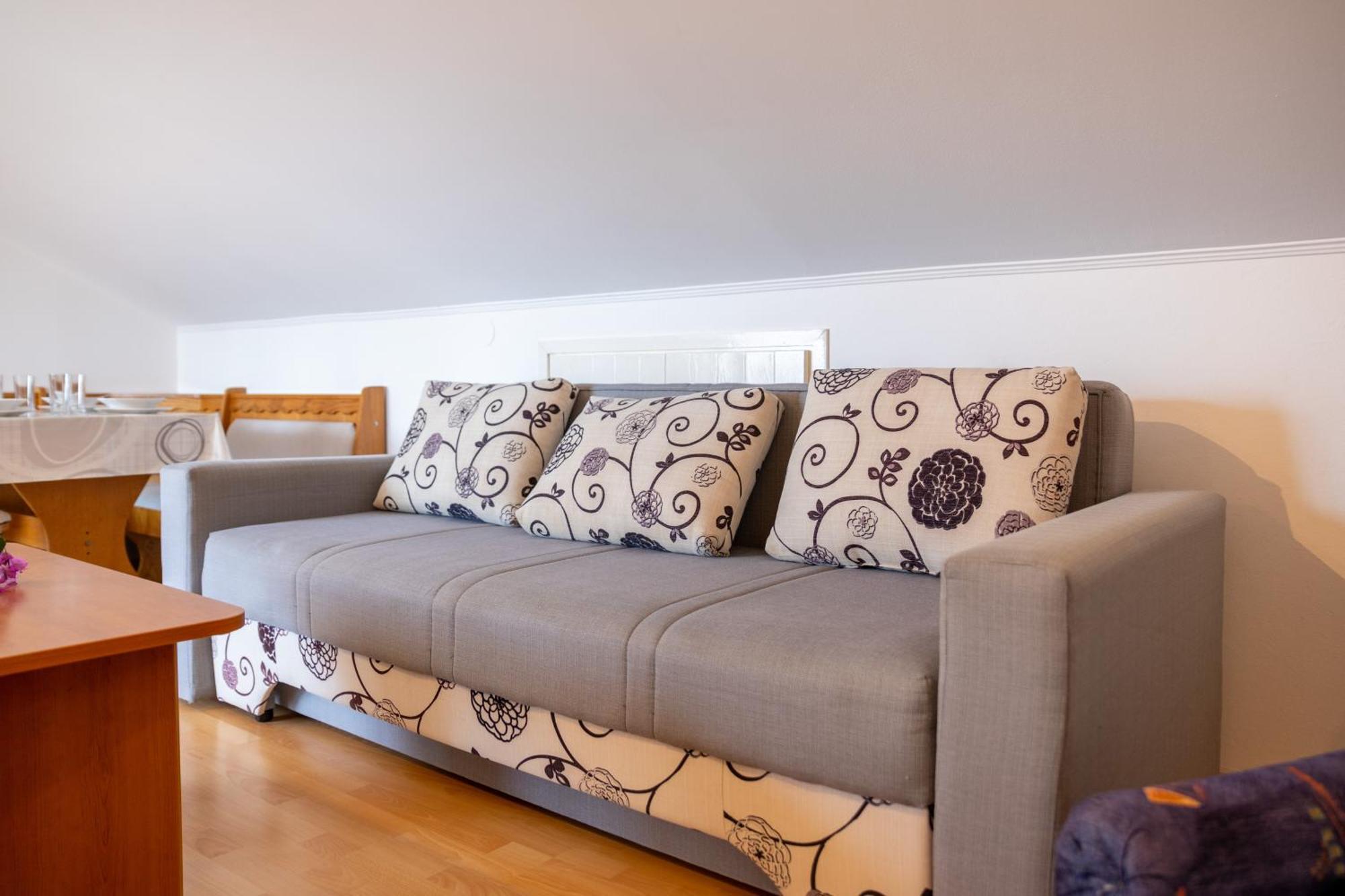 Visnja Apartment Lopar