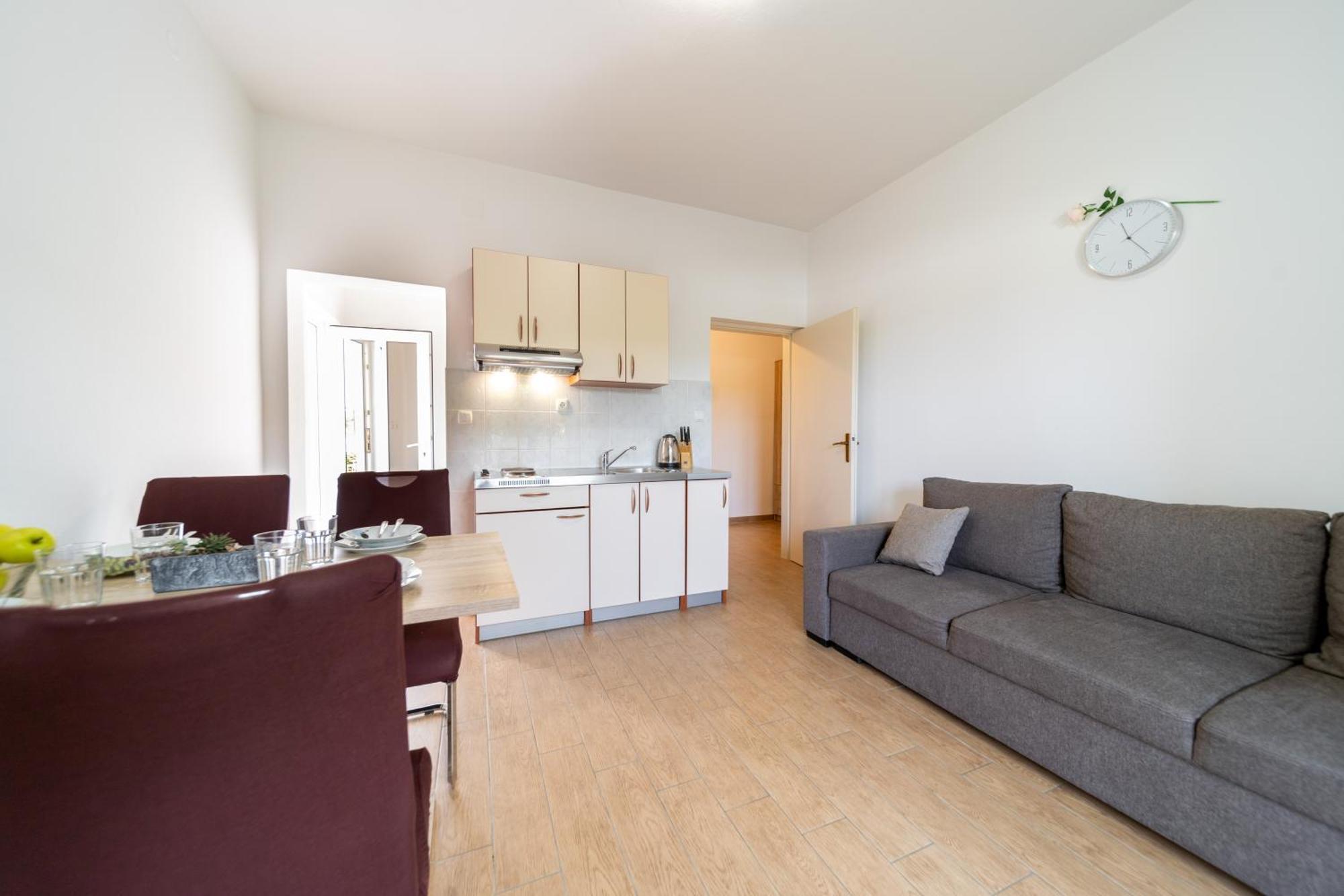 Visnja Apartment Lopar